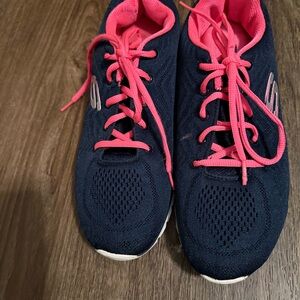 Skechers Graceful Navy & Pink Athletic Sneakers Women’s Size 11